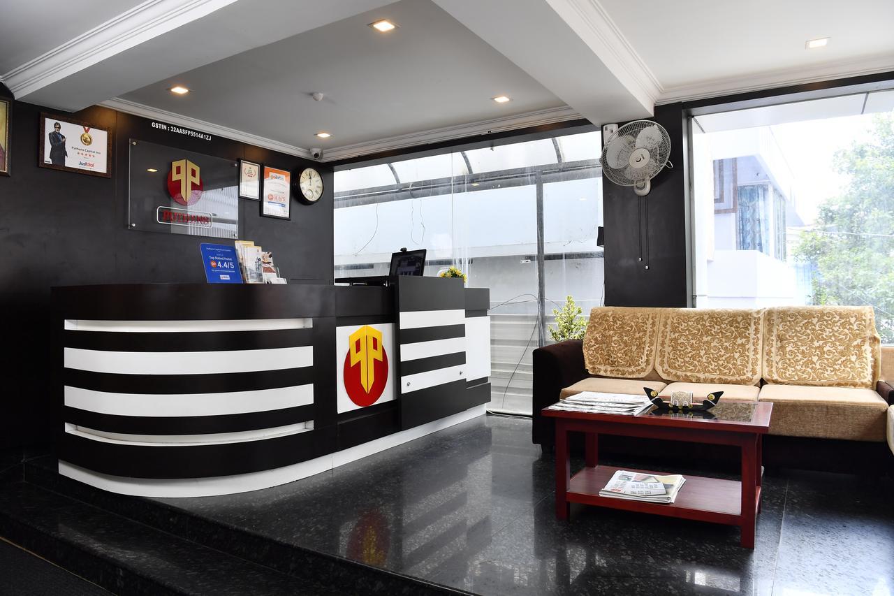 Oyo 18604 Puthens Capitol Inn Kochi Екстериор снимка